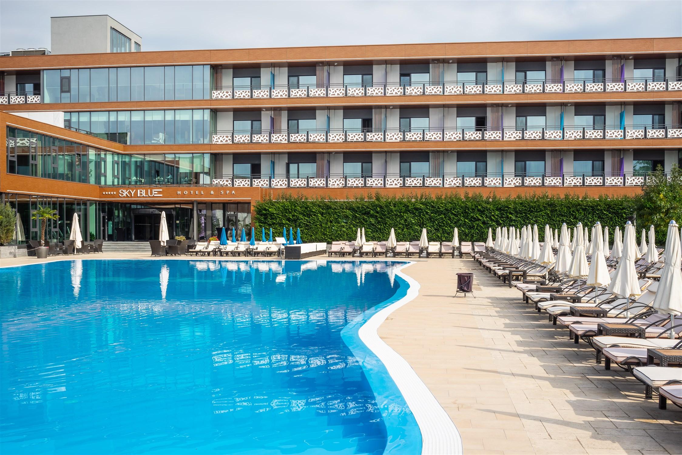 Sky Blue Hotel & Spa Paulesti  Exteriör bild